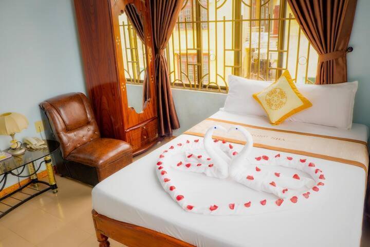 Phong Nha Hotel Hue Exterior foto
