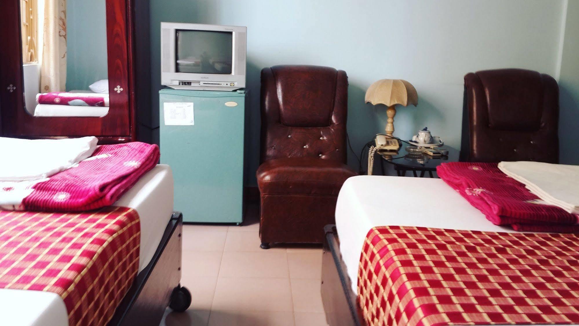 Phong Nha Hotel Hue Exterior foto